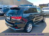 Jeep GRAND CHEROKEE 3.0 CRD SUMMIT PANORAMA|DVD|ACC - Jeep Grand Cherokee aus 2014 mit Diesel-Antrieb: Geländewagen