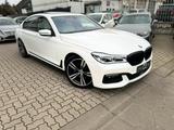 BMW 750 i xDrive M-SPORT PAKET/SPORT ABGAS/ VOLL - gebrauchte BMW 750 aus dem Jahr 2017