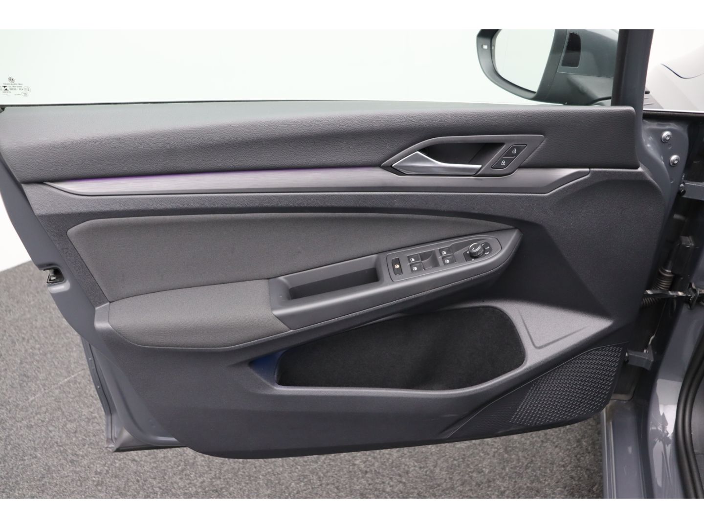 Fahrzeugabbildung Volkswagen Golf VIII 2.0 TDI DSG Style ACC Memory