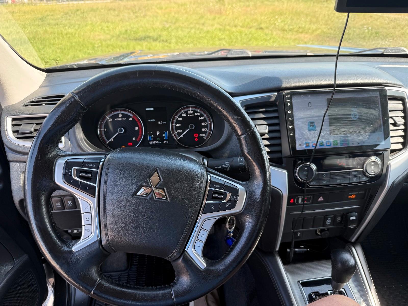 Mitsubishi L200