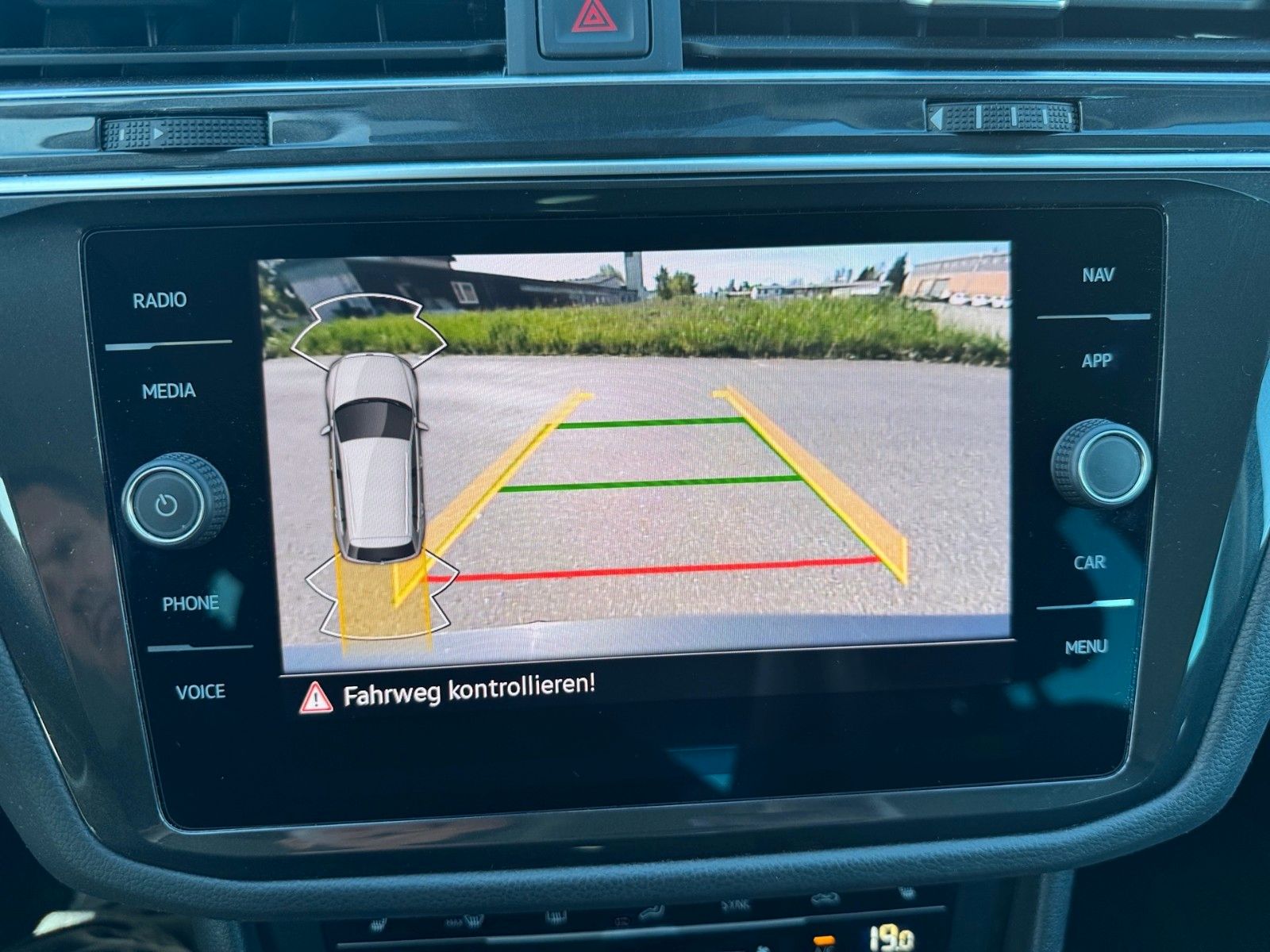 Fahrzeugabbildung Volkswagen Tiguan Life MOVE 1.5 TSI