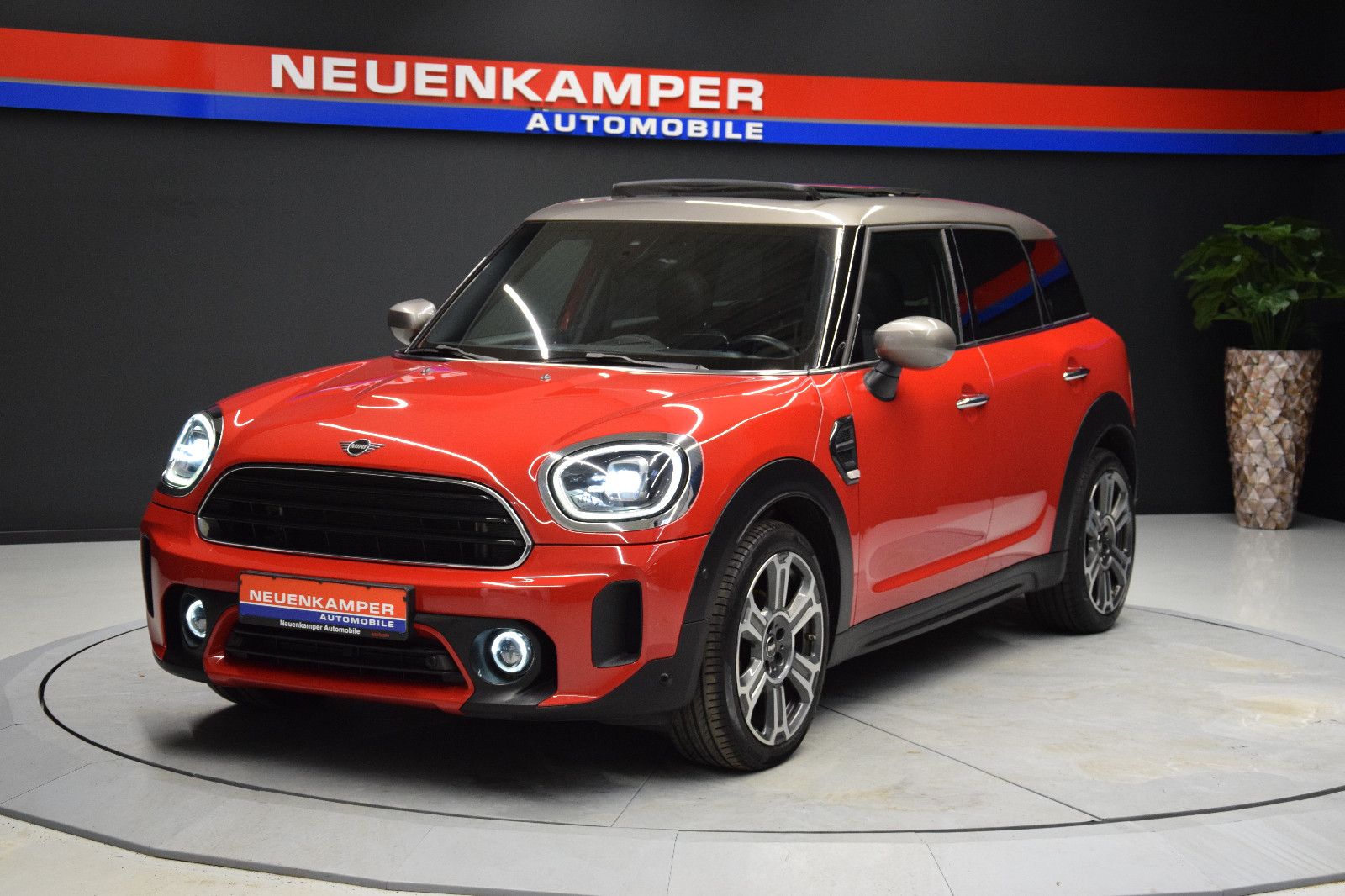 Fahrzeugabbildung MINI Countryman Cooper Yours Trim Pano HuD Memory ACC