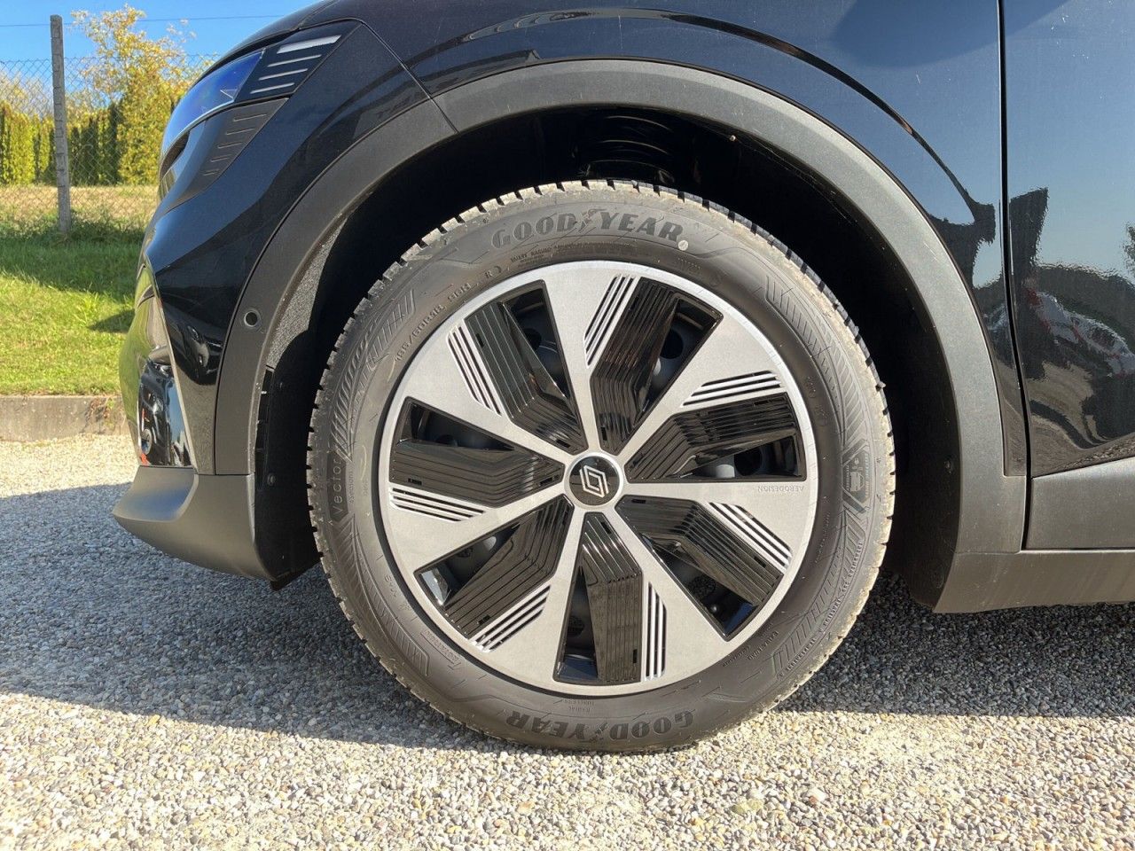 Renault Megane E-TECH - Bild 9