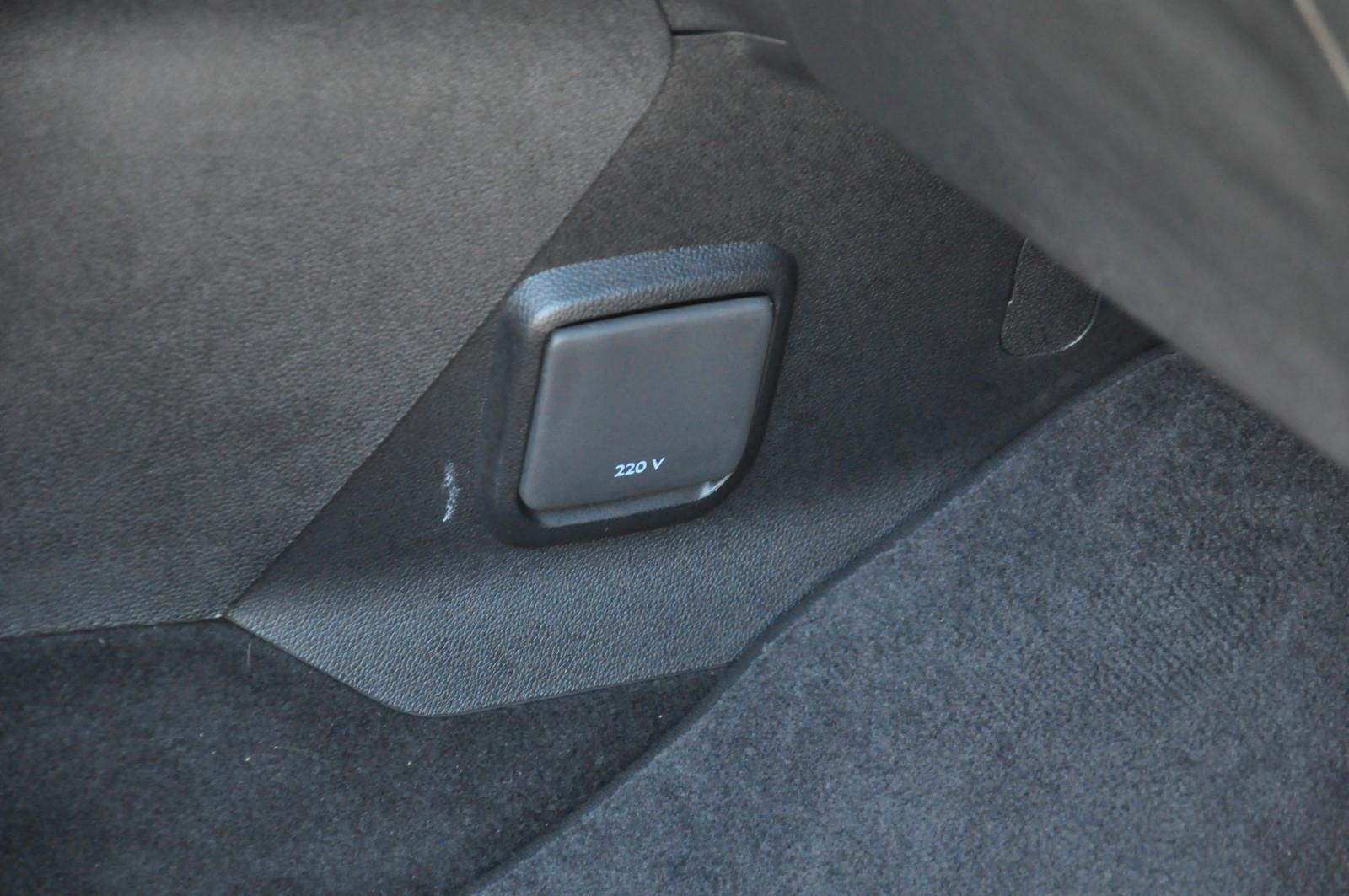 Toyota Proace City Verso L1 Executive Aut. AHK-PANO-HUD