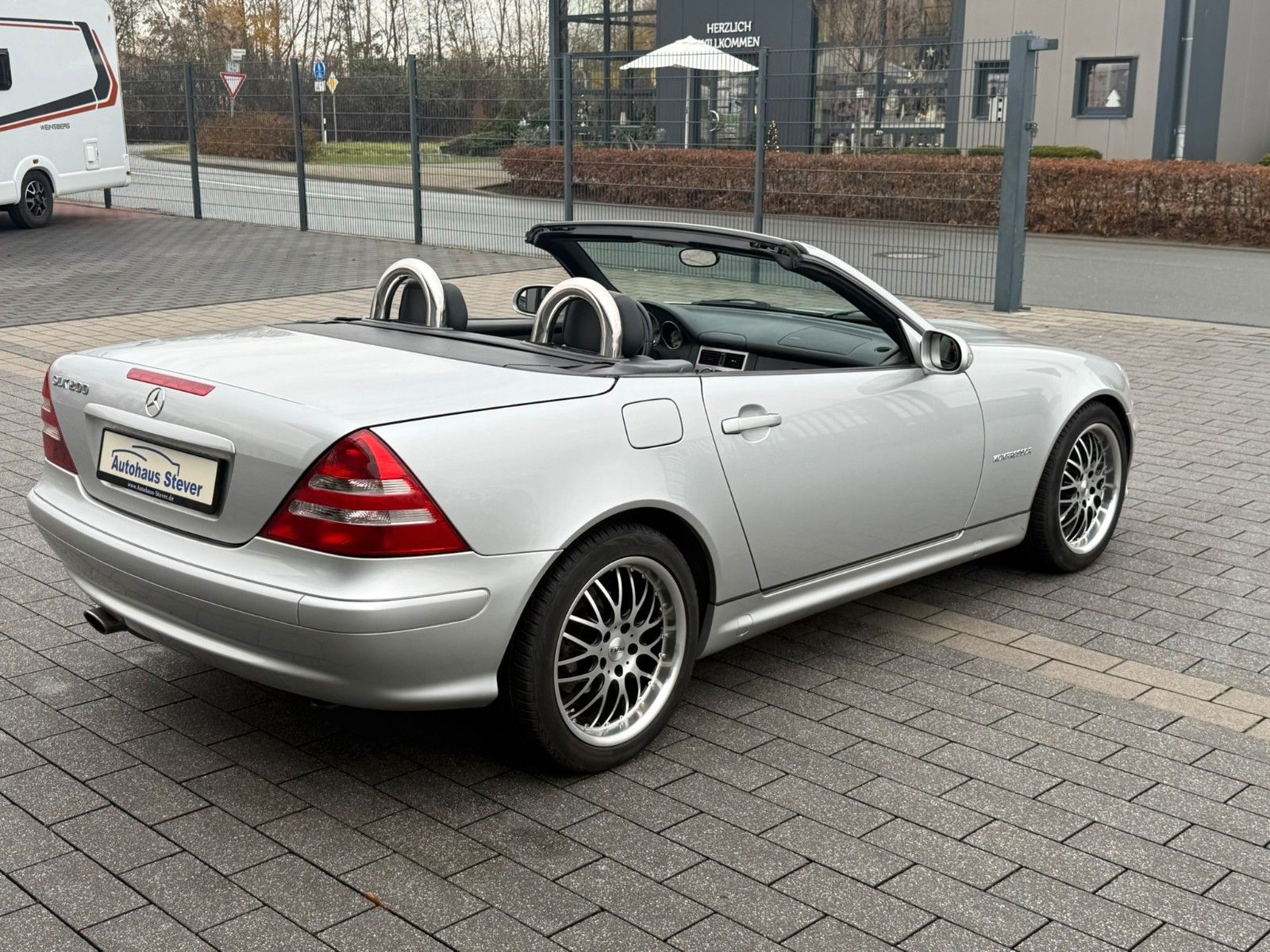 Fahrzeugabbildung Mercedes-Benz SLK 200 Kompressor