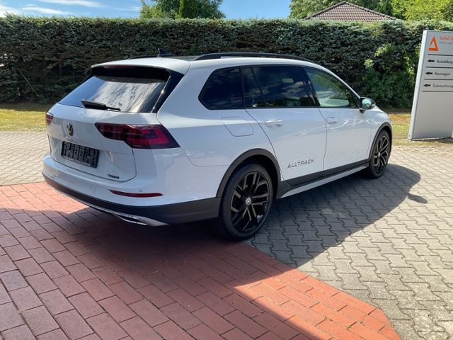 Volkswagen Golf VIII Alltrack 2.0 TDI 4Motion LED NAVI foto 5