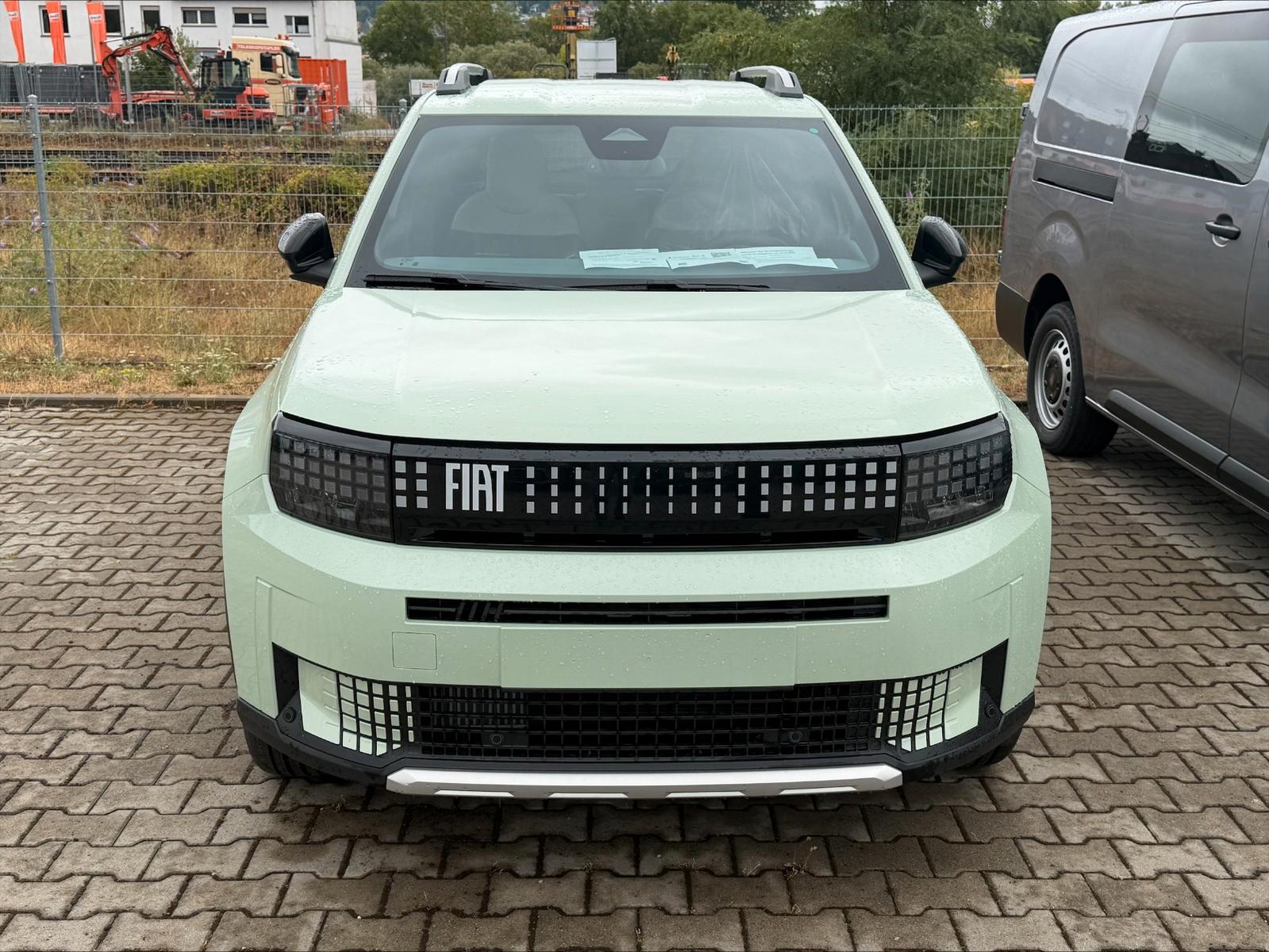 Fiat Grande Panda 1.2 Hybrid eDCT La Prima