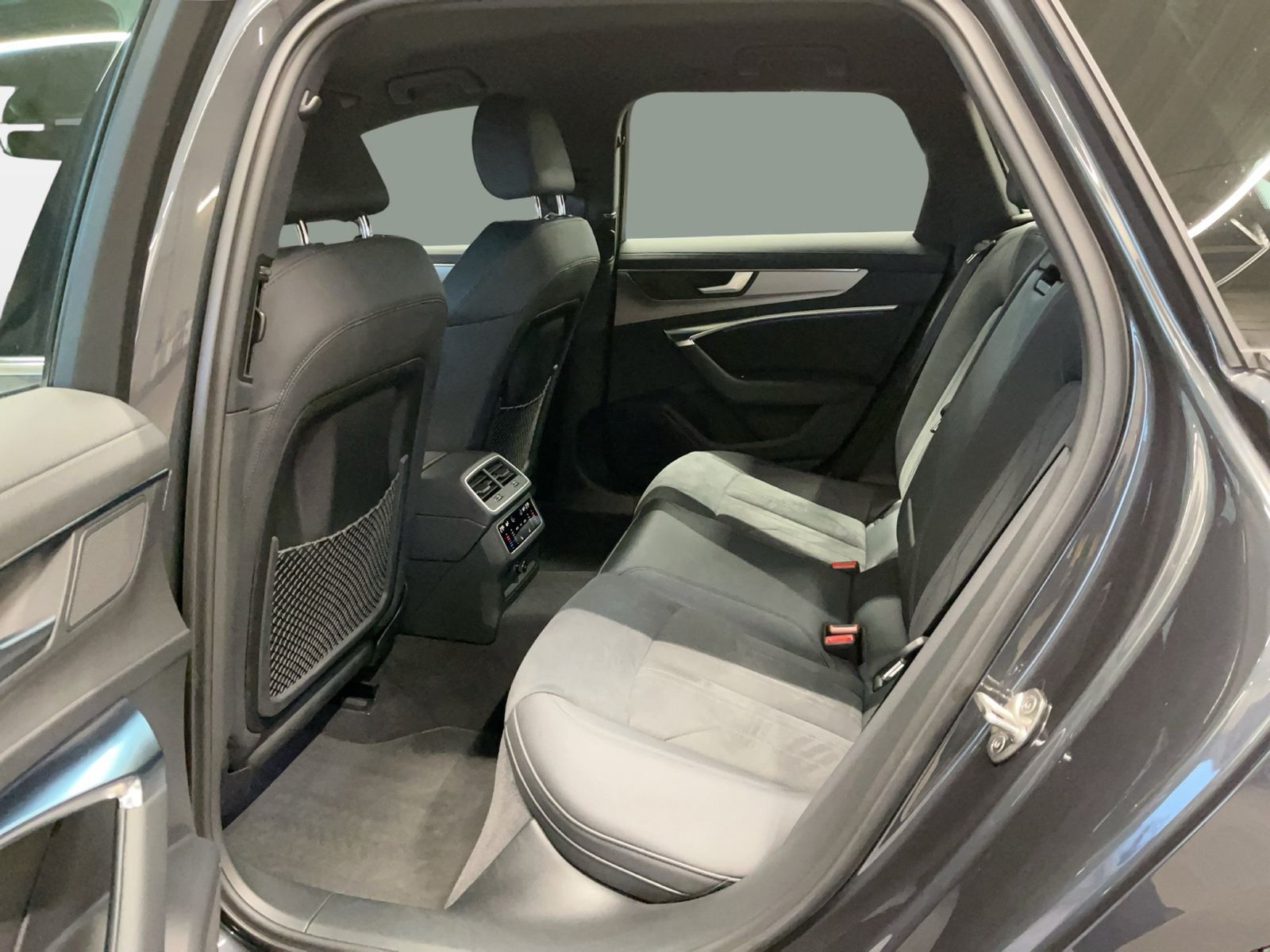 Audi A6 - Bild 11