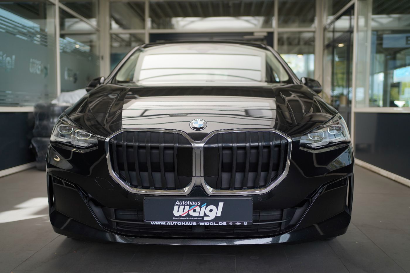 Fahrzeugabbildung BMW 220i Active Tourer LED+Navigation+Komfortzugang