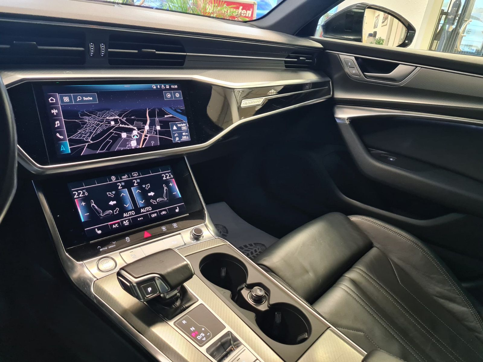 Fahrzeugabbildung Audi A6 Avant 50 TDI quattro sport /LEDER/MATRIX-LED