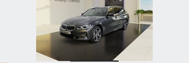 BMW 330e xDrive Touring Luxury Line Auto. Pano.