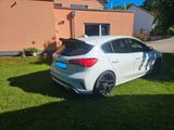 Ford Focus ST 2,3 EcoBoost ST-Styling-Paket - Ford Focus: ST Styling Paket