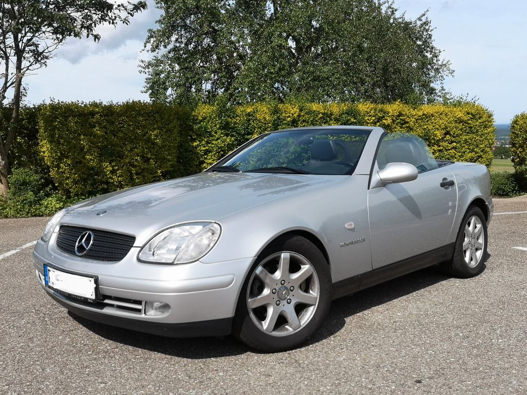Mercedes-Benz SLK 230
