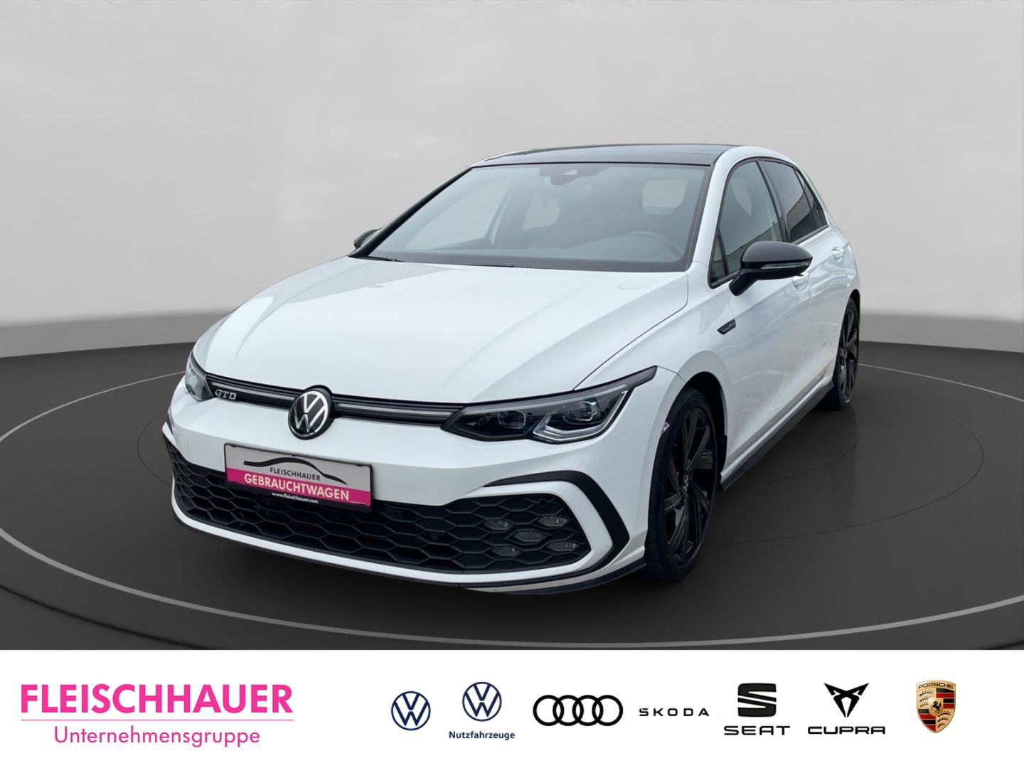 Volkswagen Golf GTD Black Style Business Navi RFK Pano NL