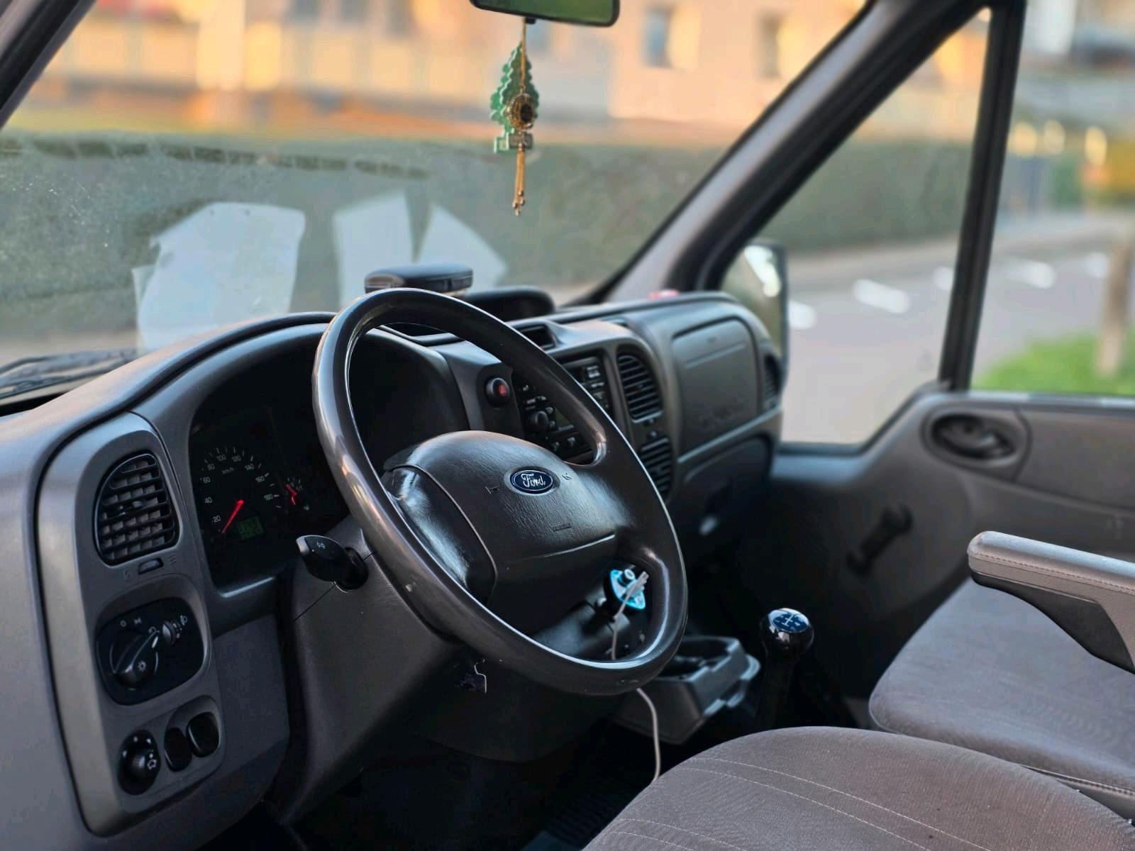 Ford Transit 2005 — engine 98 HP (72kW)