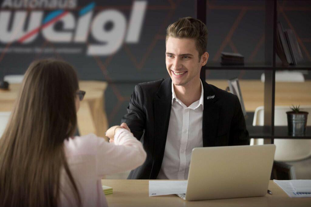 showroom-image-main