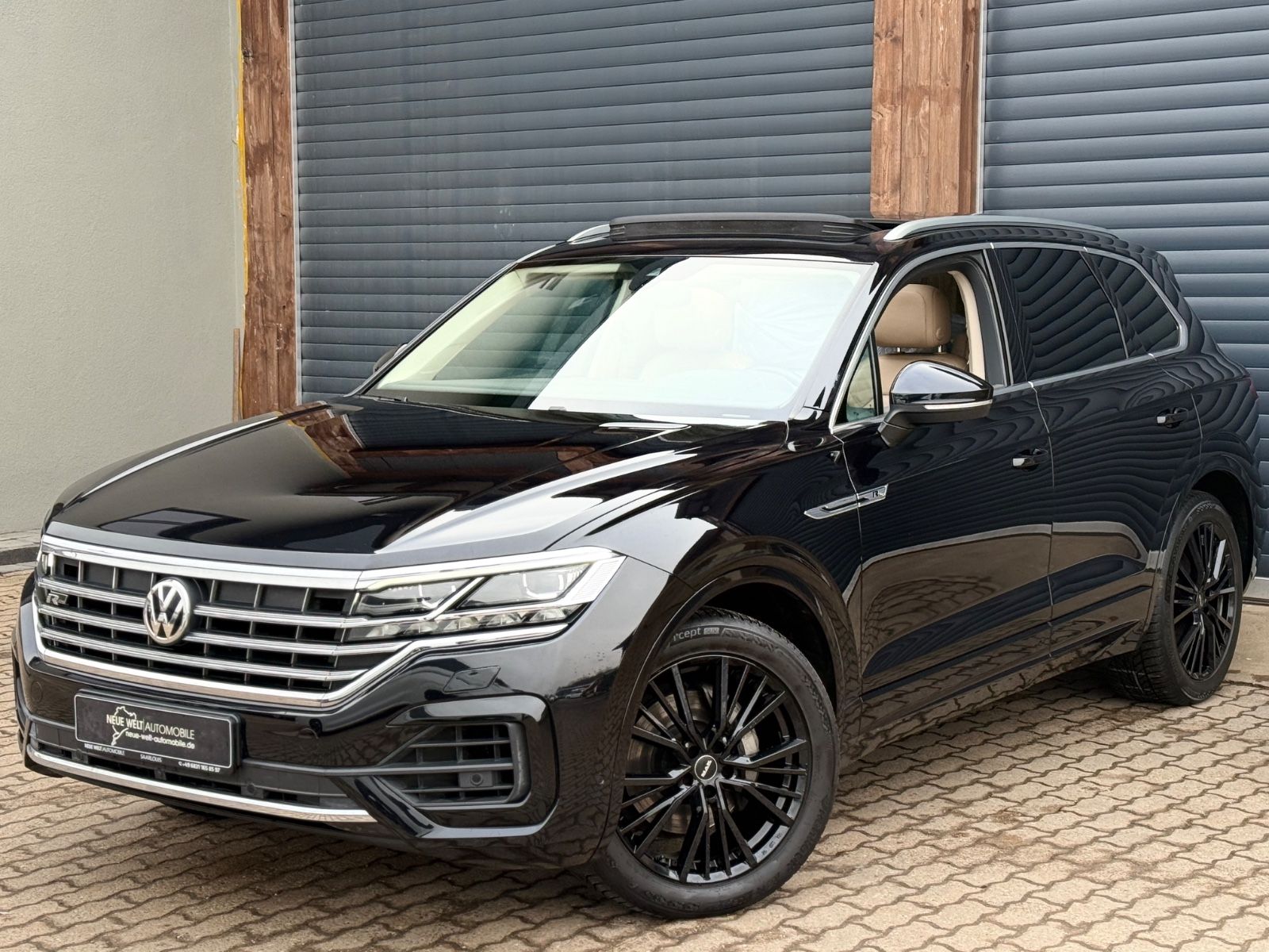 VW Touareg R-Line/Pano/IQ/Luft/Mass/StHez/VirtC/360