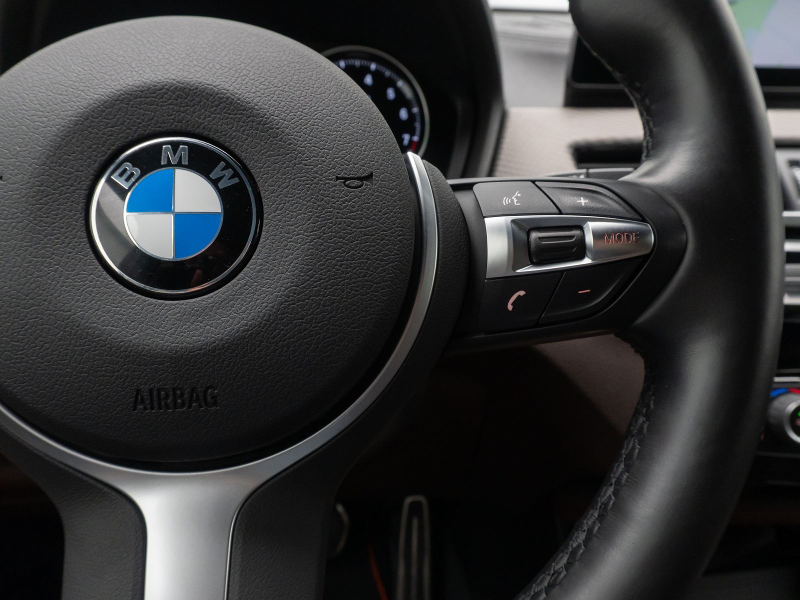 Fahrzeugabbildung BMW X2 sD18i M Sport X Kamera H/K HUD DAB Alarm 20"