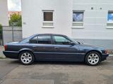 BMW E38 740i 1997 - BMW 740: E38 740i
