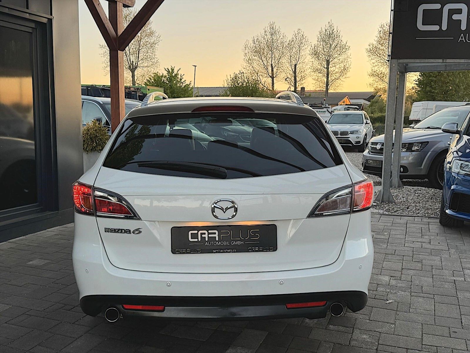 Fahrzeugabbildung Mazda 6 Kombi 2.0  Sports-Line *Bi-Xenon*BOSE*Keyless*