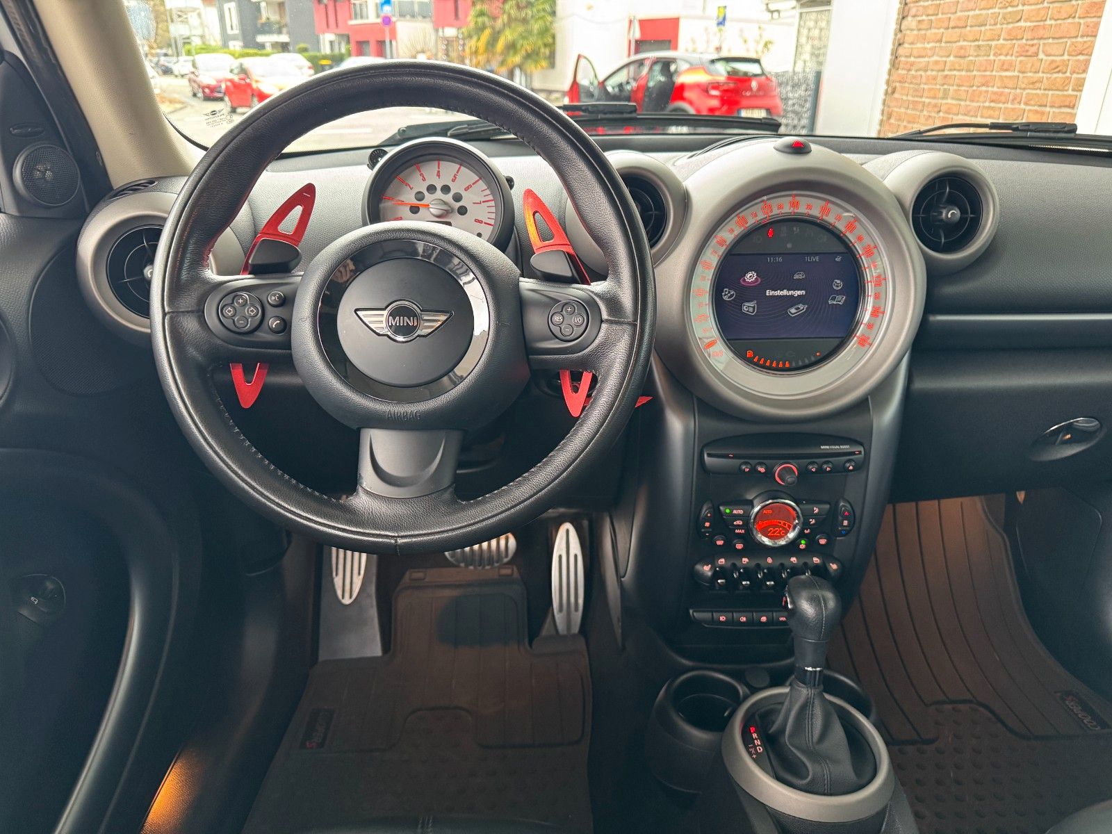 Fahrzeugabbildung MINI Cooper S Countryman ALL4 Autom. Pano/Leder