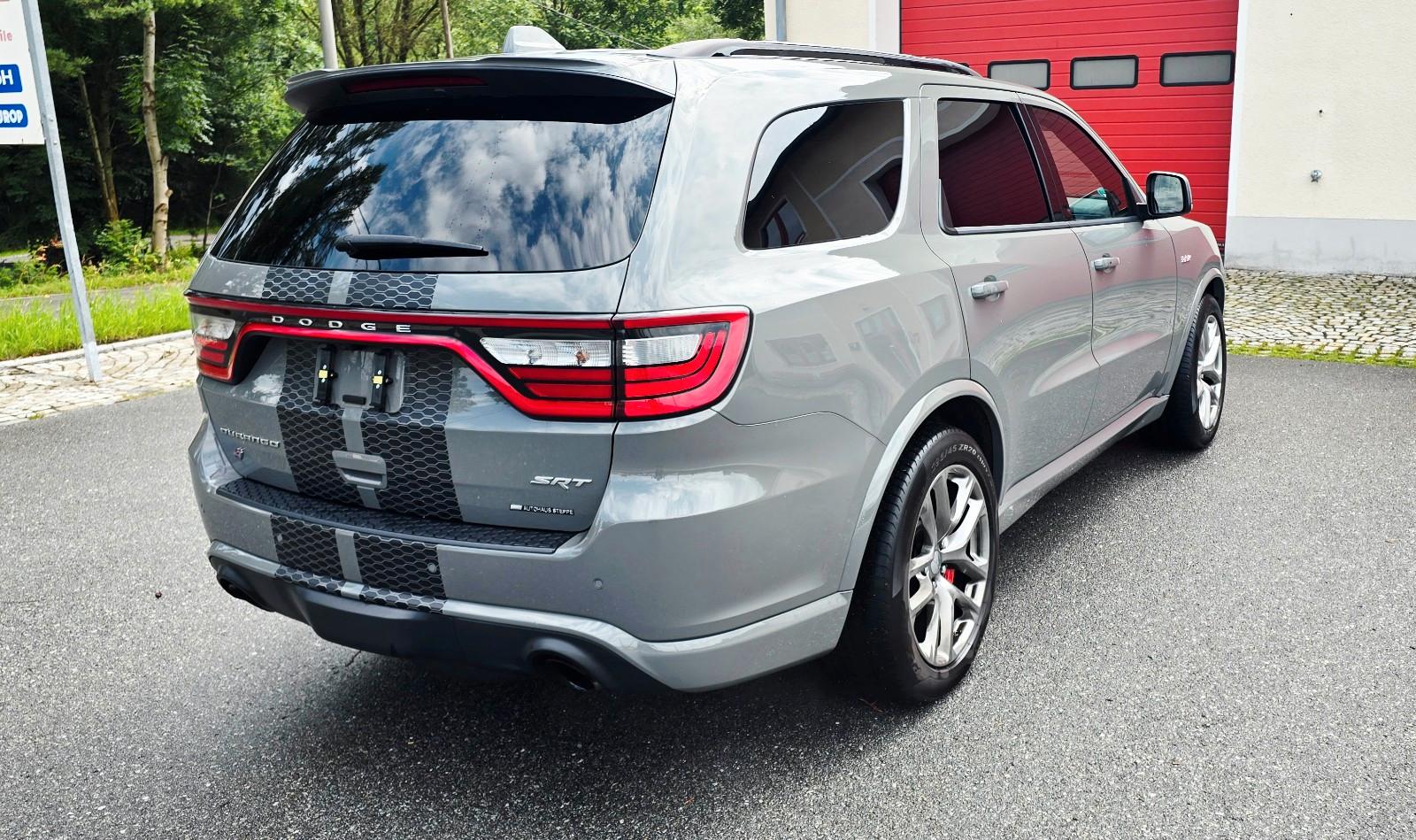 Dodge Durango SRT 8