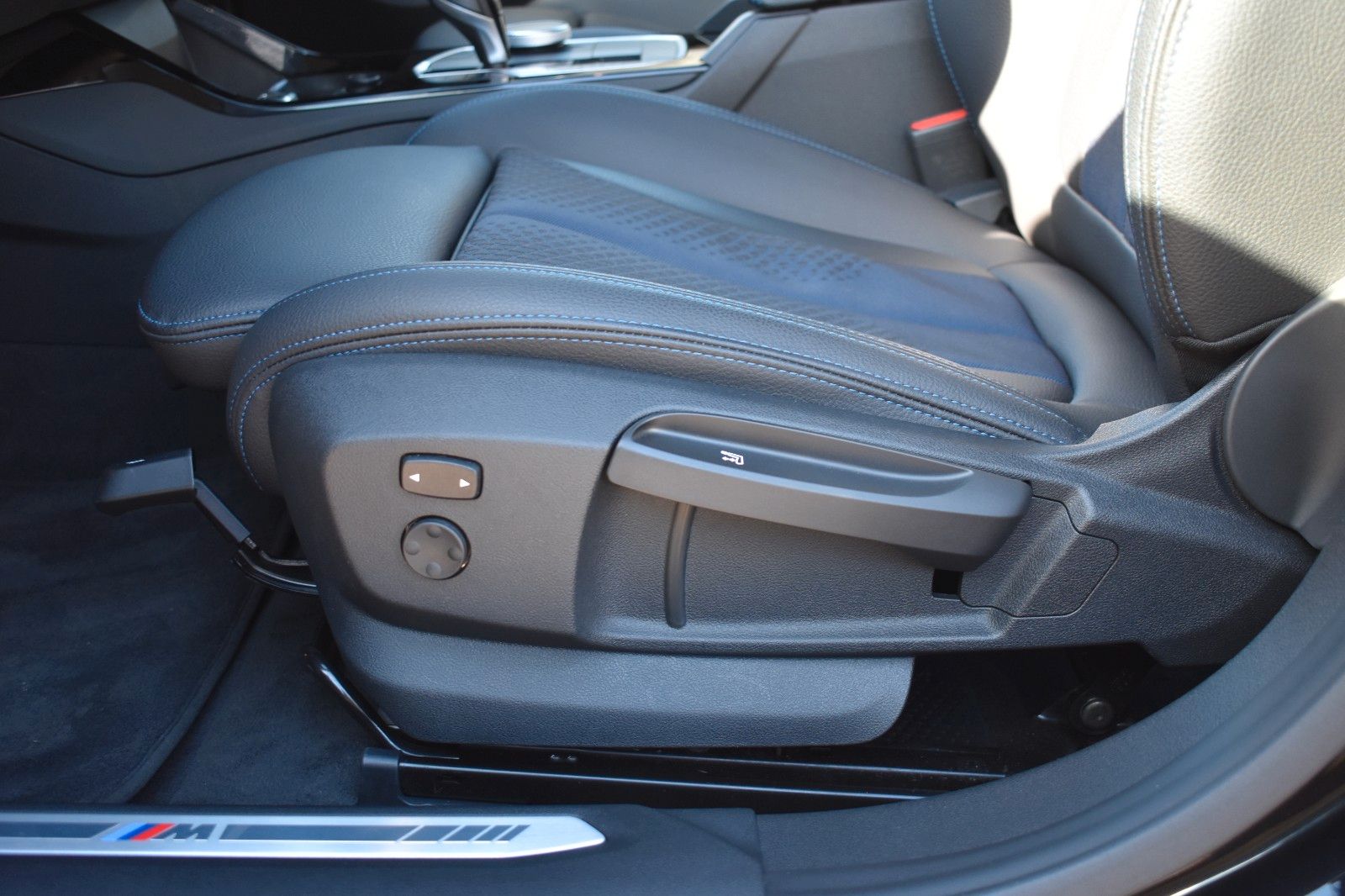 Fahrzeugabbildung BMW 218 i Gran Coupe M Sport Shadow