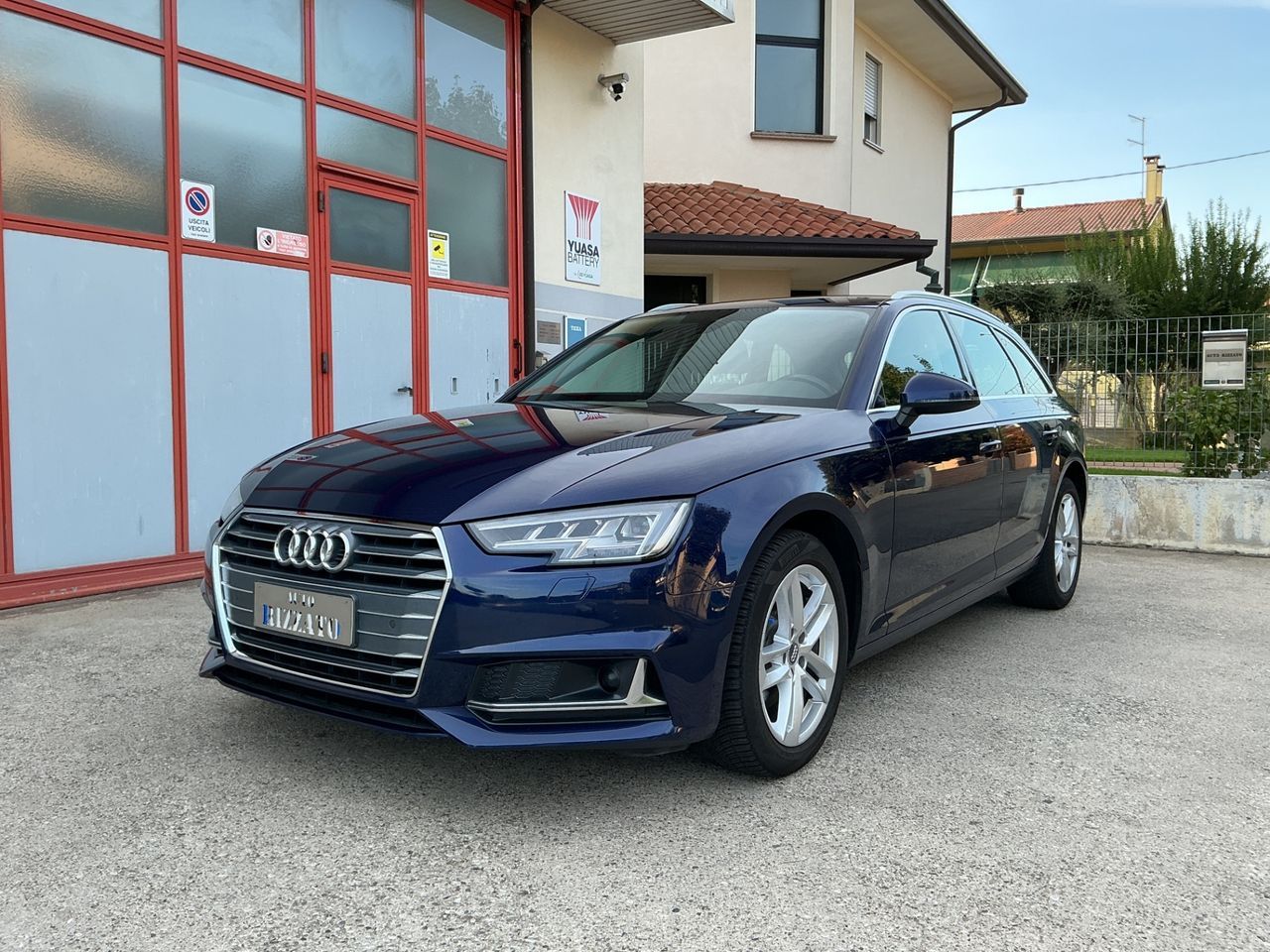 Audi A4 Avant 35 TDI S tronic Business Sport imagem 2