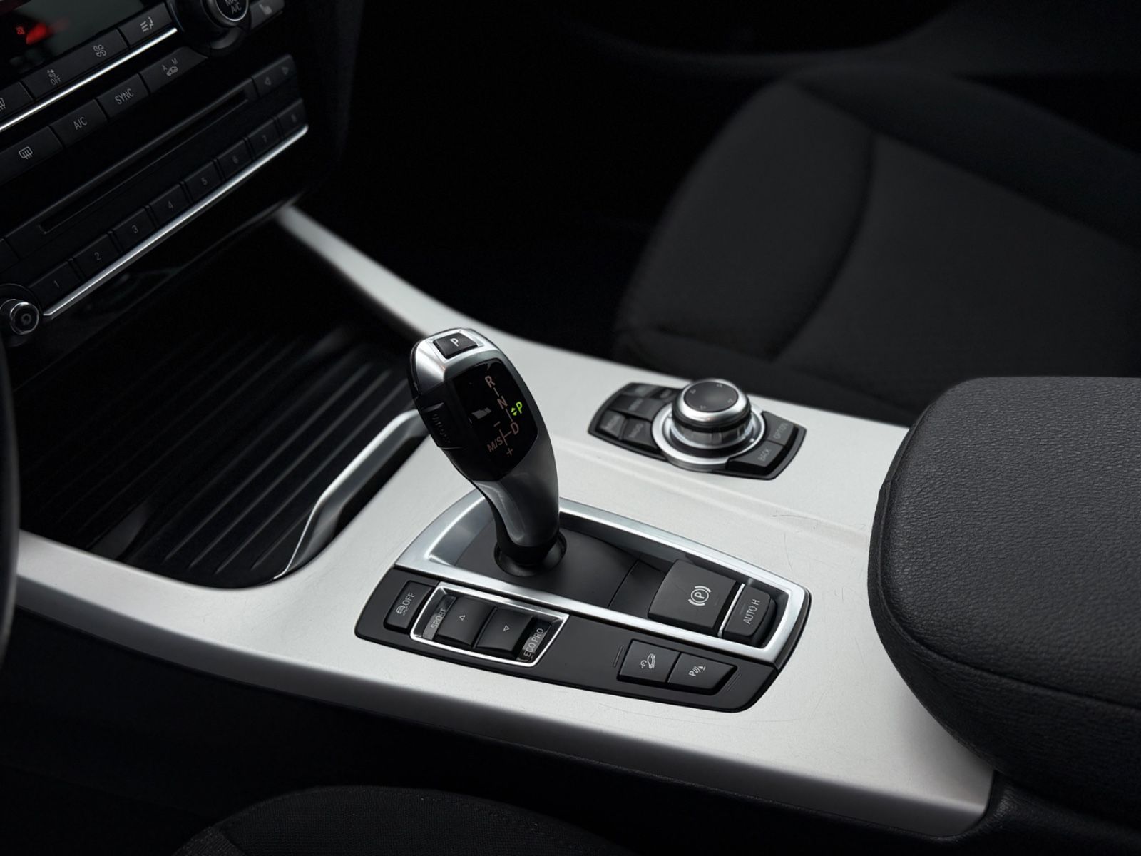 X3 xDrive 20 d Advantage Auto. Navi LED