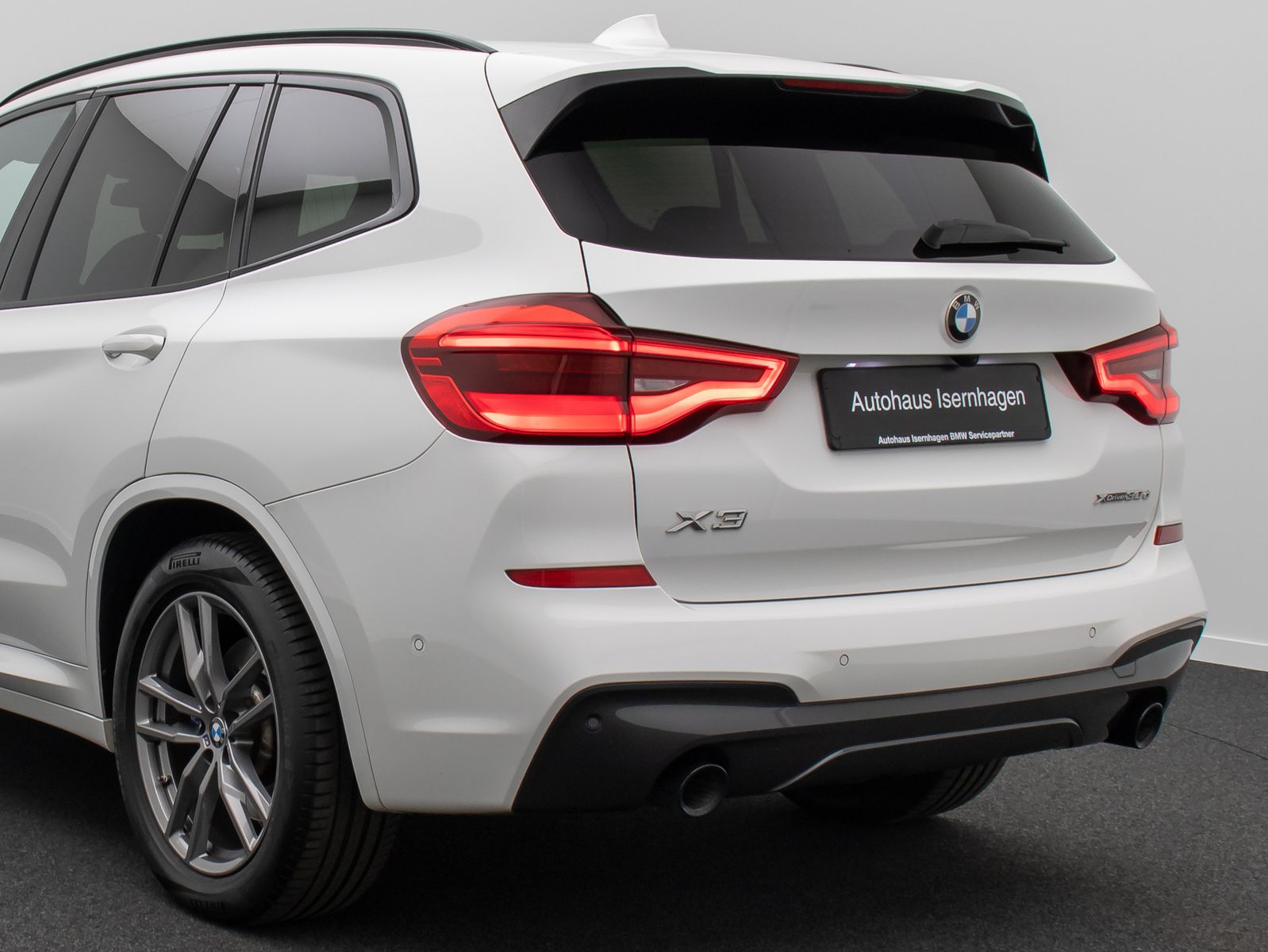 Fahrzeugabbildung BMW X3 xD30d M Sport ACC DAB H/K Kamera HUD Komfort