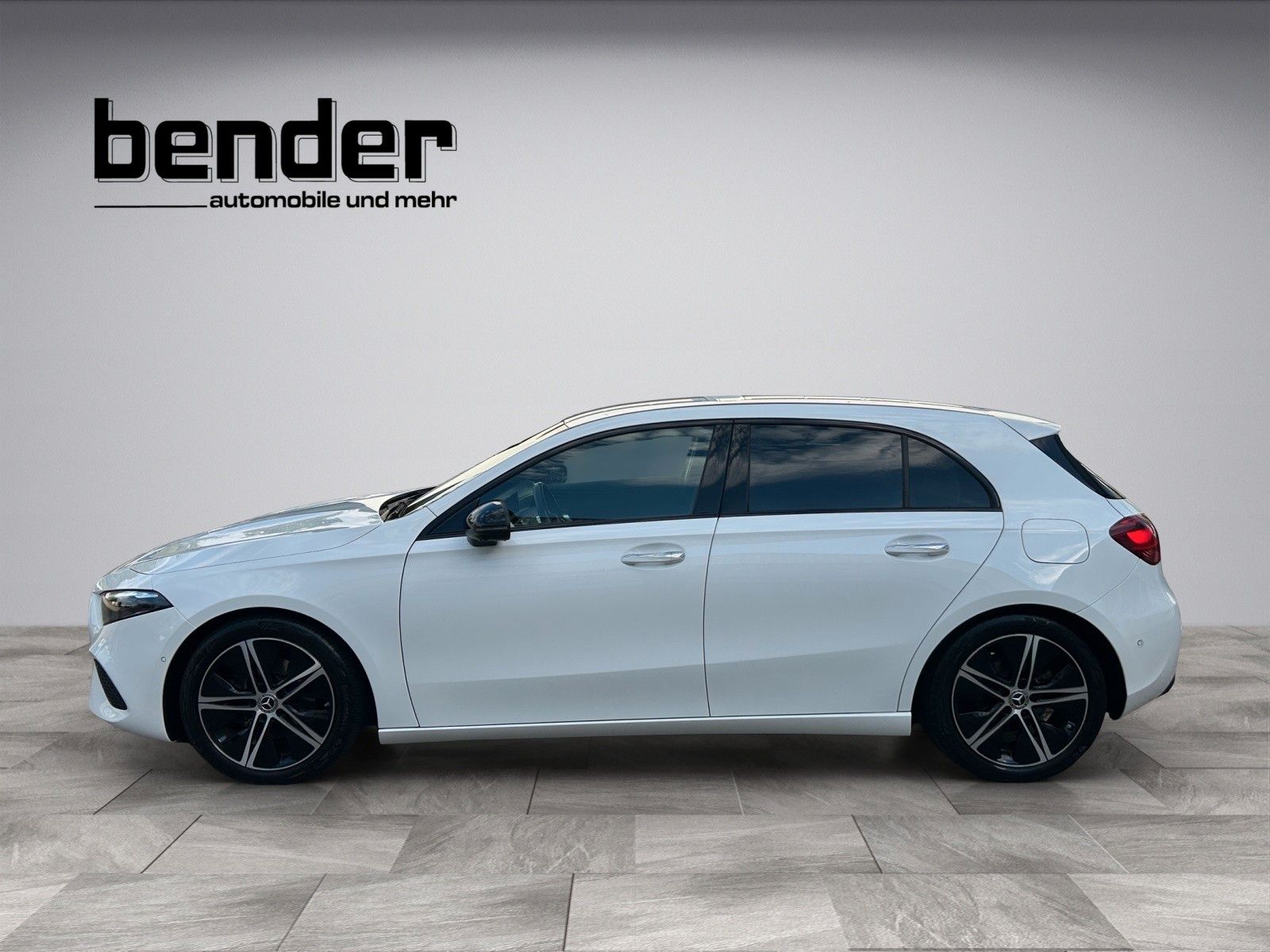 Mercedes-Benz A 180 360° KEYLESS LED TOTWINKEL NAVI NIGHT foto 2