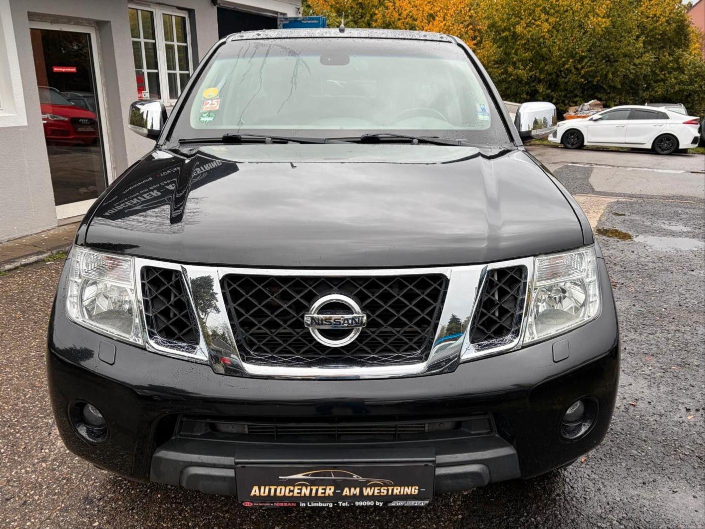 Nissan Navara 3.0 V6 dCi 231 ch – 4x4 – BVA – Double Cab – Cuir – Toit ouvrant – 78 000 km