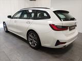 BMW 3er - 330e Sport Line AHK|Sitzhzg.|Navi|PDC - BMW 330 in Frankfurt (Main)