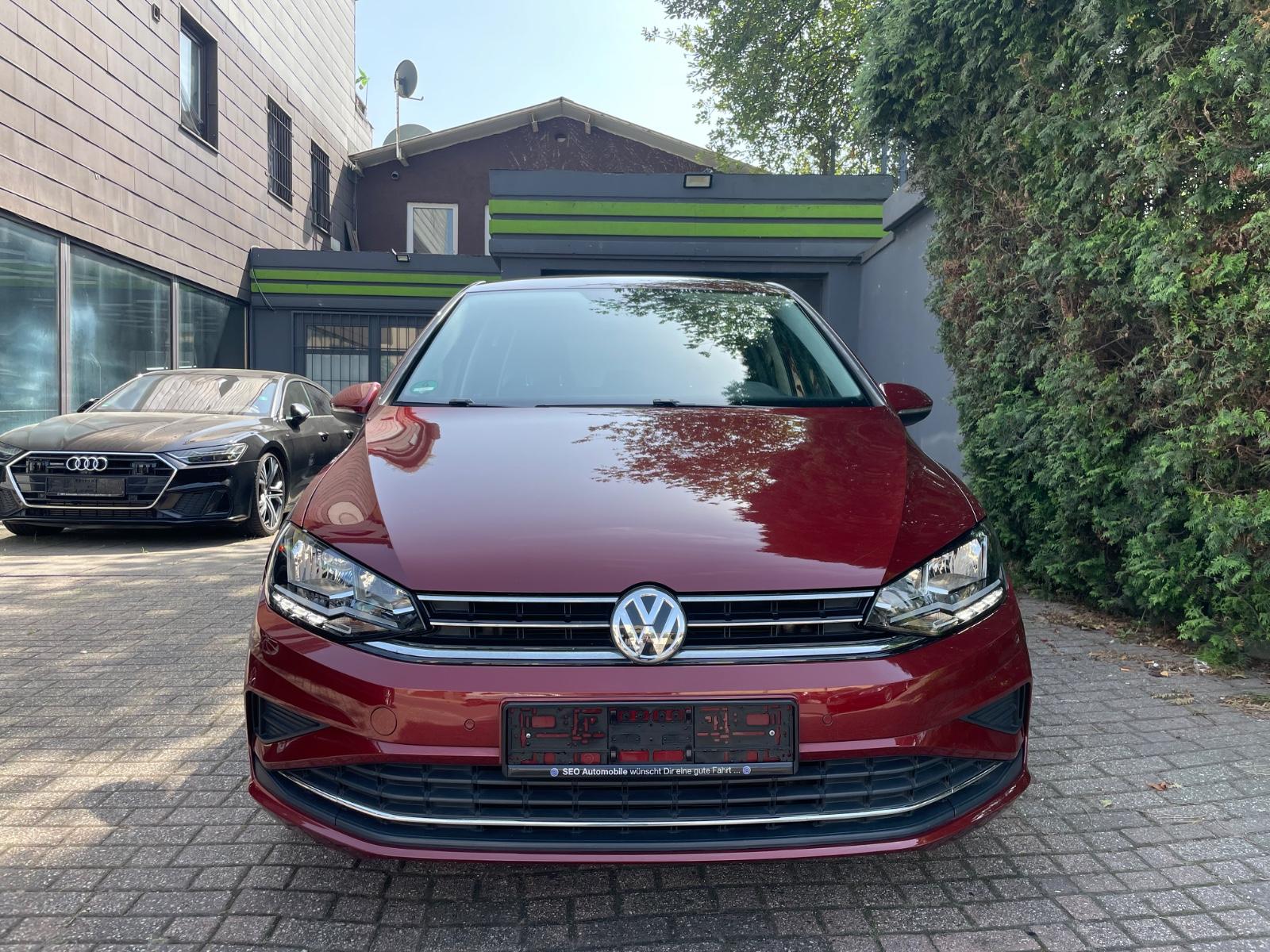 Volkswagen Golf Sportsvan Fahrassistenz-Systeme