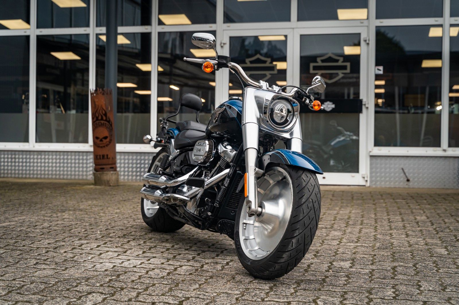 Fahrzeugabbildung Harley-Davidson FLFBS FAT BOY SOFTAIL 114 CUI ANV. JEKILL&HYDE