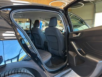 MYAUTOCENTER – Gebraucht- und Jahreswagen mit Werkstattservice in Pfaffenhofen Ford Focus 1,5 EcoBoost Titanium