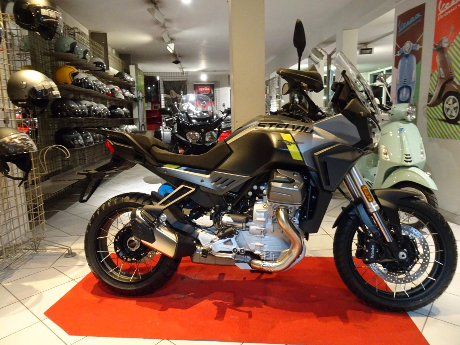 Moto Guzzi StelvioMY25-GUZZIAKTION-