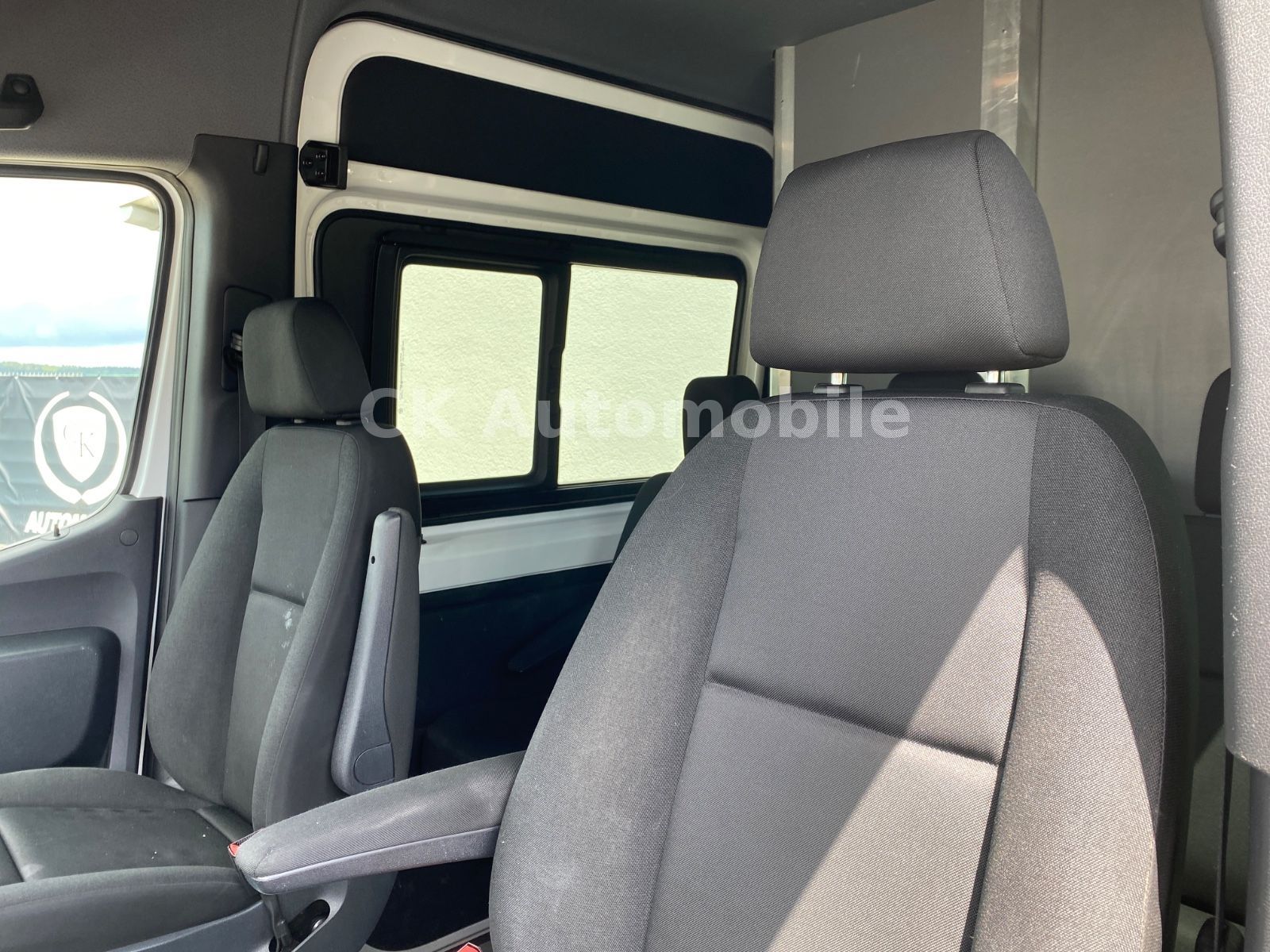 Fahrzeugabbildung Mercedes-Benz Sprinter III Mixto 319CDI Autom./5 Sitze/Navi