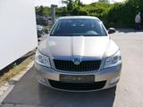 Skoda Octavia Combi 1.6 TDI DPF Active*PDC-HI*KLIMA*SH - Skoda Octavia: 1.6