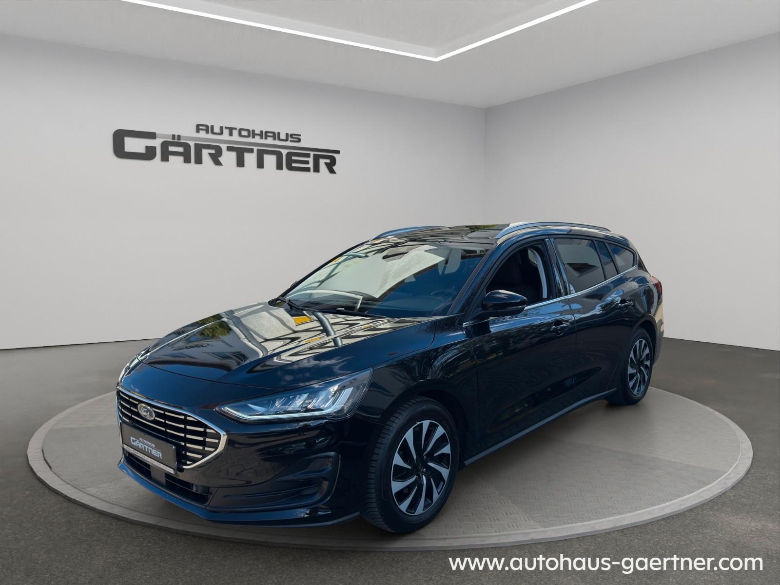 Ford Focus Turnier Titanium LED Navi AWR PDC Shz