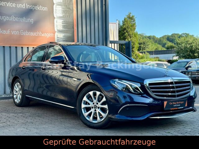 Mercedes-Benz E 220 d 4Matic/NAVI/HEAD-UP/PANO/WIDESCREEN