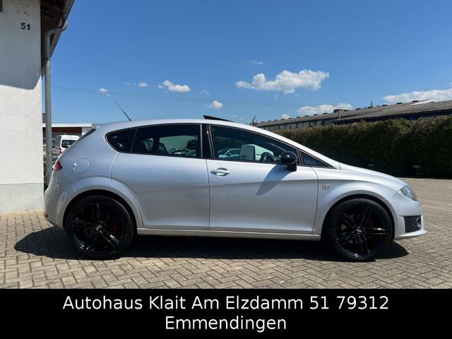 Fahrzeugabbildung Seat Leon Cupra Automatik Schalensitze