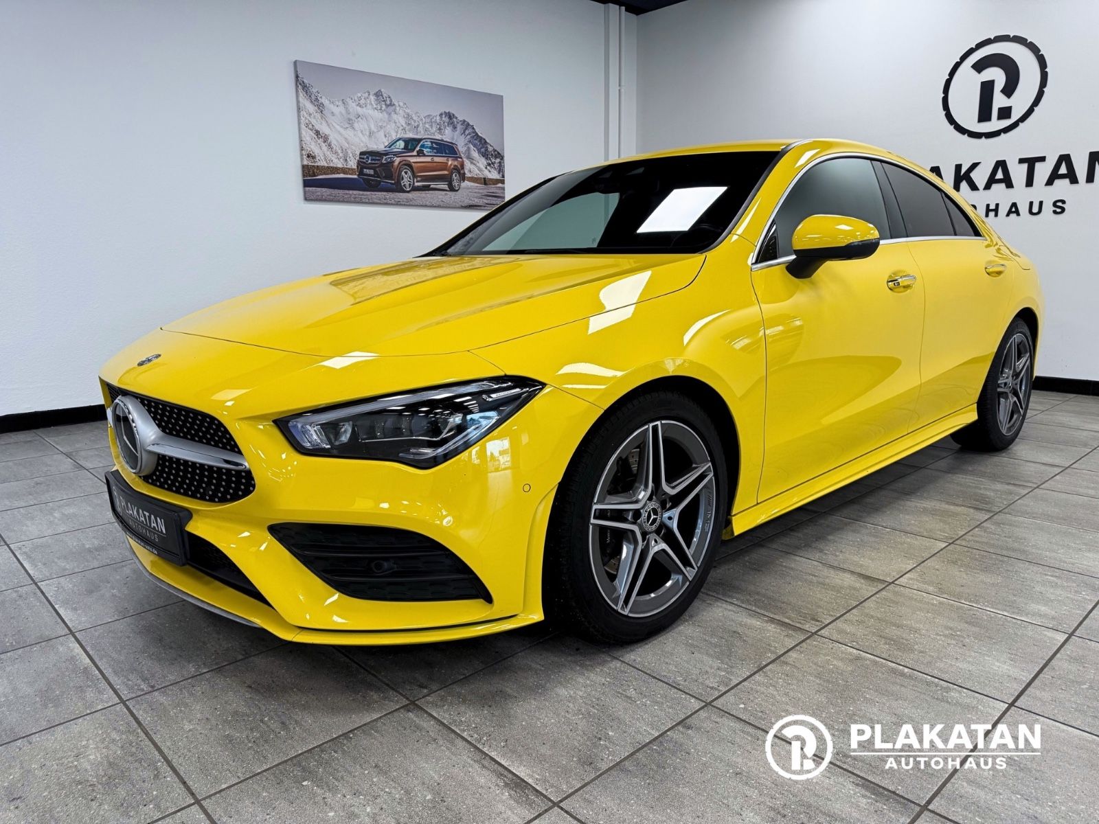 MERCEDES-BENZ CLA 220d AMG Line Memory LED Assist Head-UP