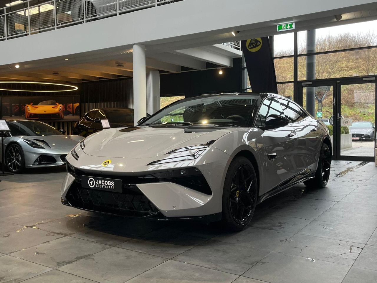 Lotus Emeya Business Edition
