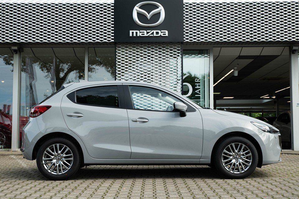 Fahrzeugabbildung Mazda 2 1.5i 90PS EXCLUSIVE DRAS