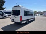 Mercedes-Benz Modell Komfort XL Wheelchair 517 Sprinter - Mercedes-Benz 6x6