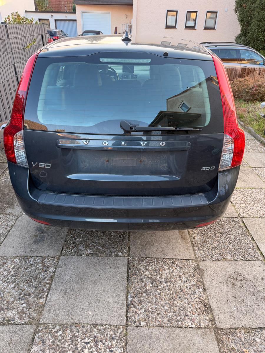 Volvo V50 2009 — photo 6