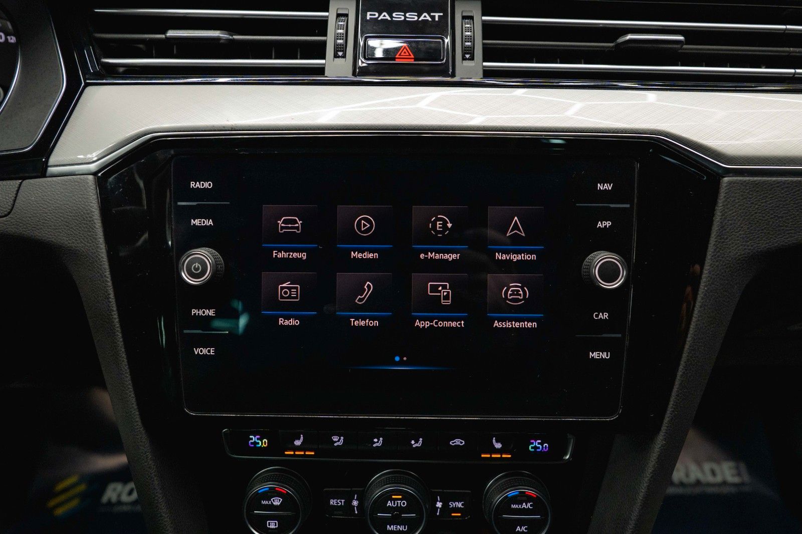 Fahrzeugabbildung Volkswagen Passat Variant GTE PlugIn Hybrid *LED*Kamera*19%