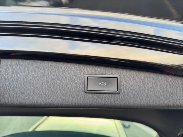 Leon Sportstourer 2.0 TSI LED Navi AHK ACC Kamer