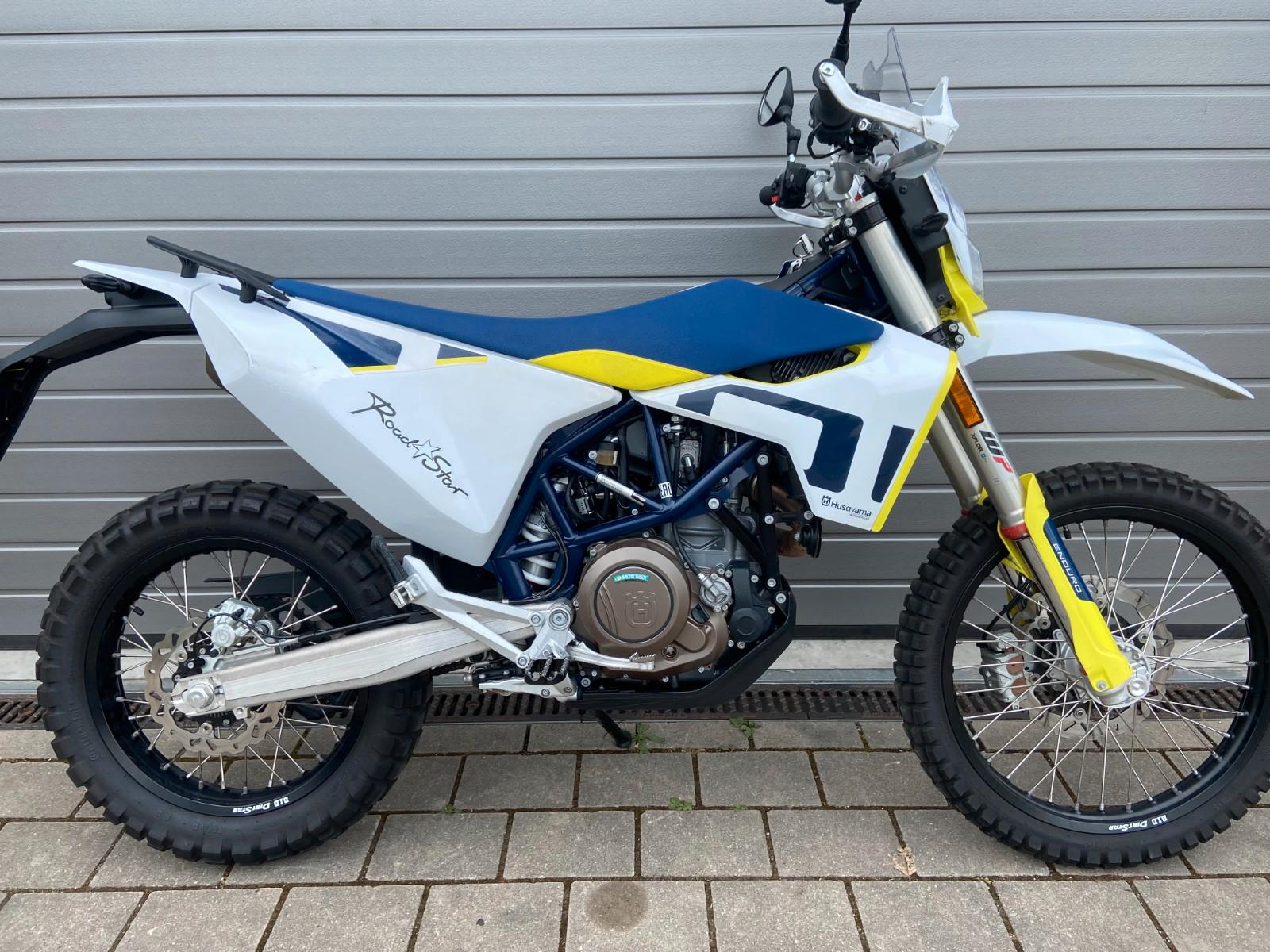 Husqvarna 701 Enduro - 1. Hand, Zubehör, KD neu